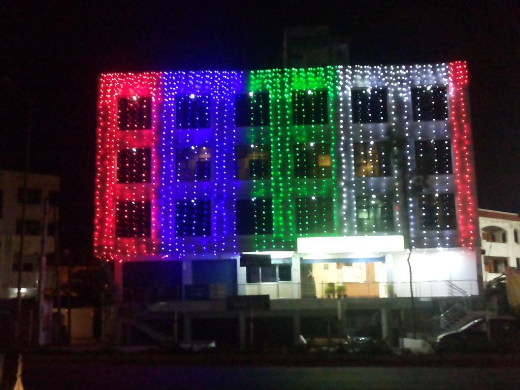 Hotel Neem Tree Hyderabad Airport Shamshabad Exteriör bild