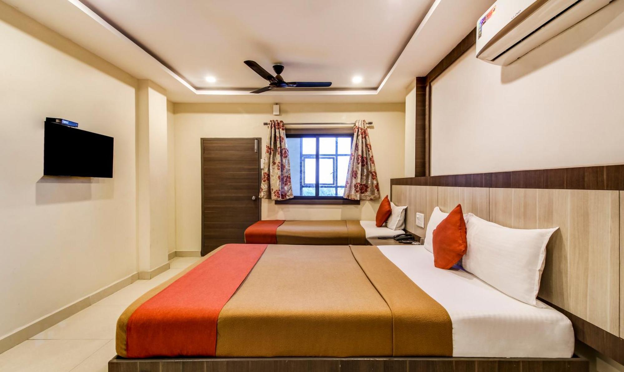 Hotel Neem Tree Hyderabad Airport Shamshabad Exteriör bild