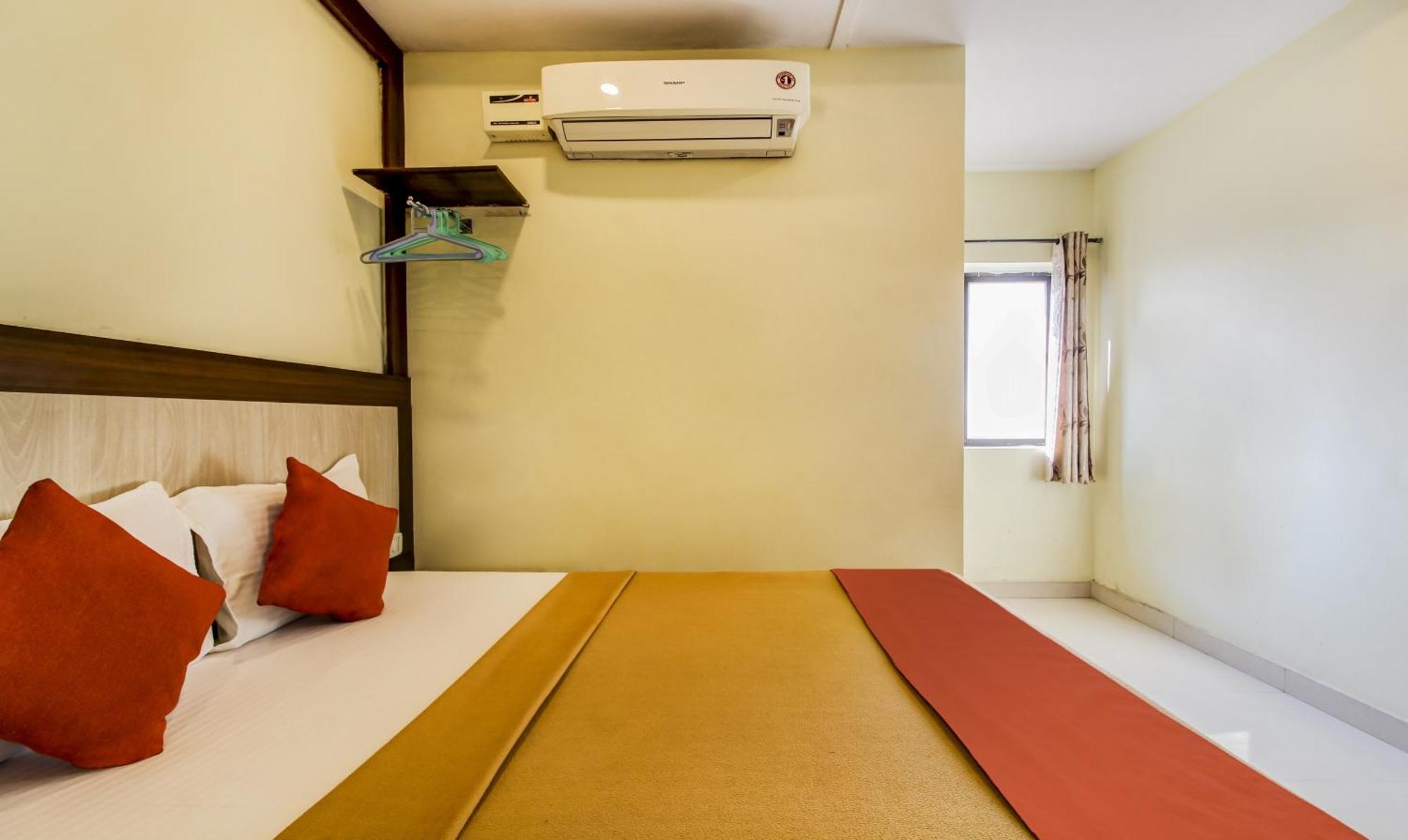 Hotel Neem Tree Hyderabad Airport Shamshabad Exteriör bild