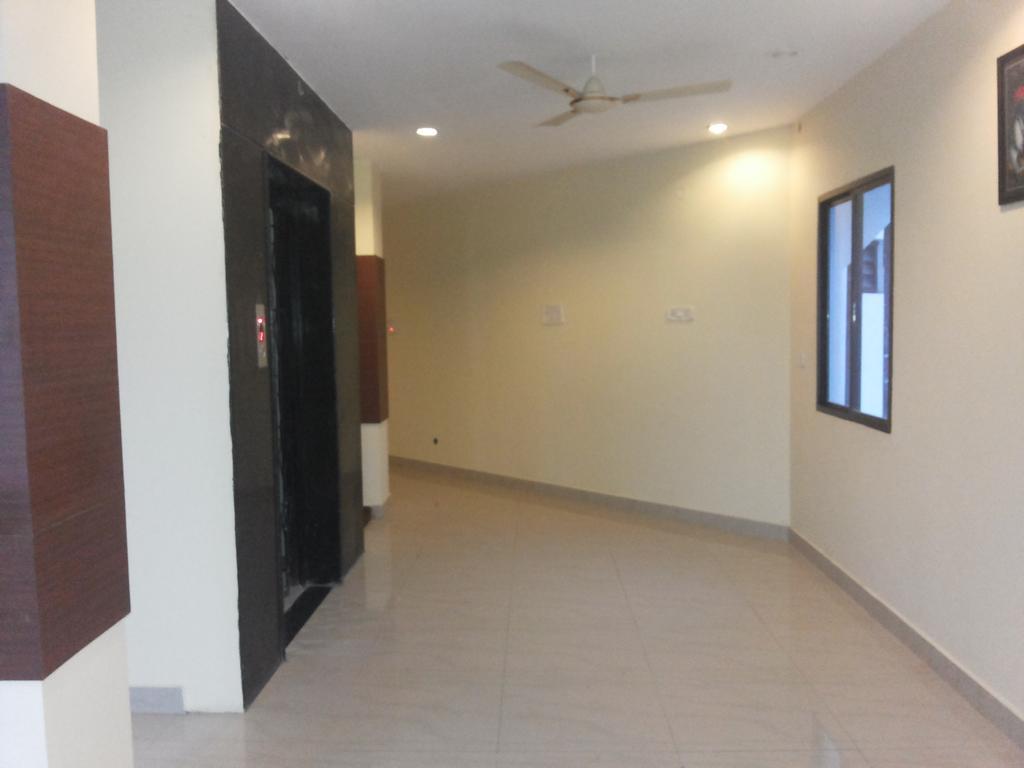 Hotel Neem Tree Hyderabad Airport Shamshabad Exteriör bild